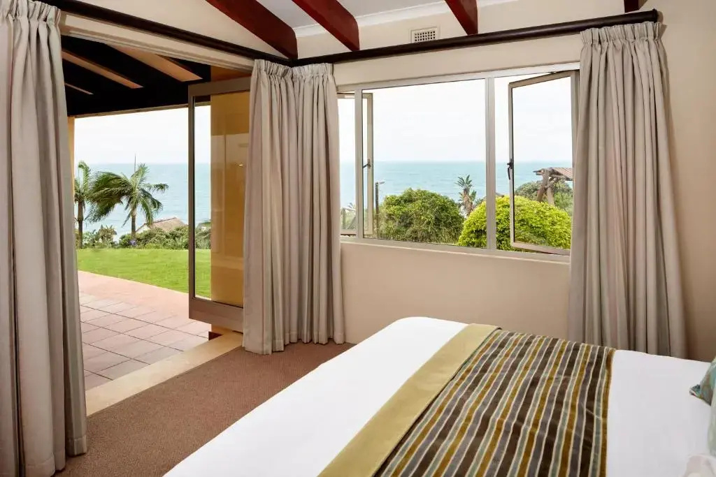 First Group Chaka Rock Chalets - Chambres