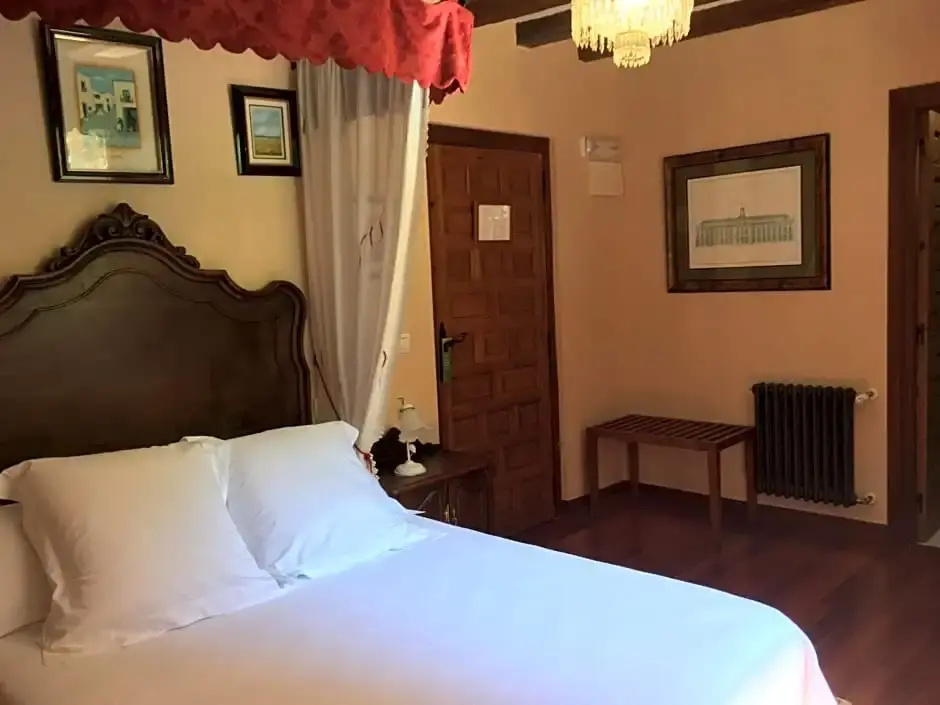 Hotel La Casona De La Torre - Chambres