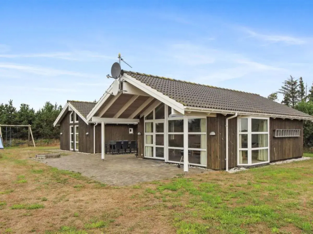 "Calina" - 300m from the sea in NE Jutland