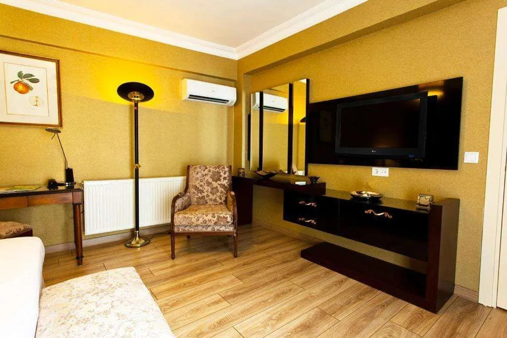 Evoda Hotel — 5