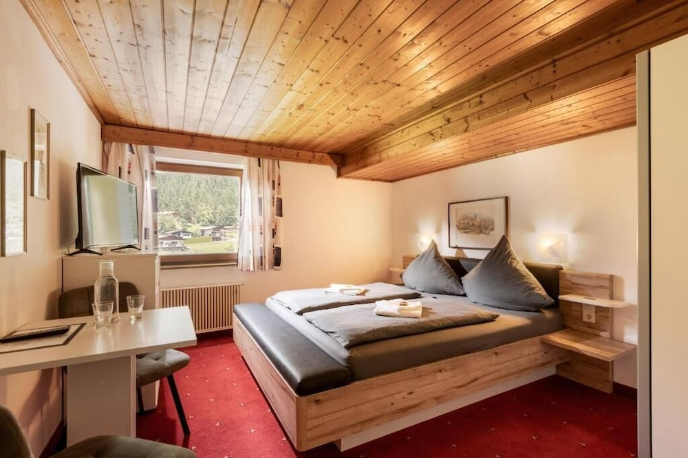 Pension Berta & Restaurant Franz - Chambres