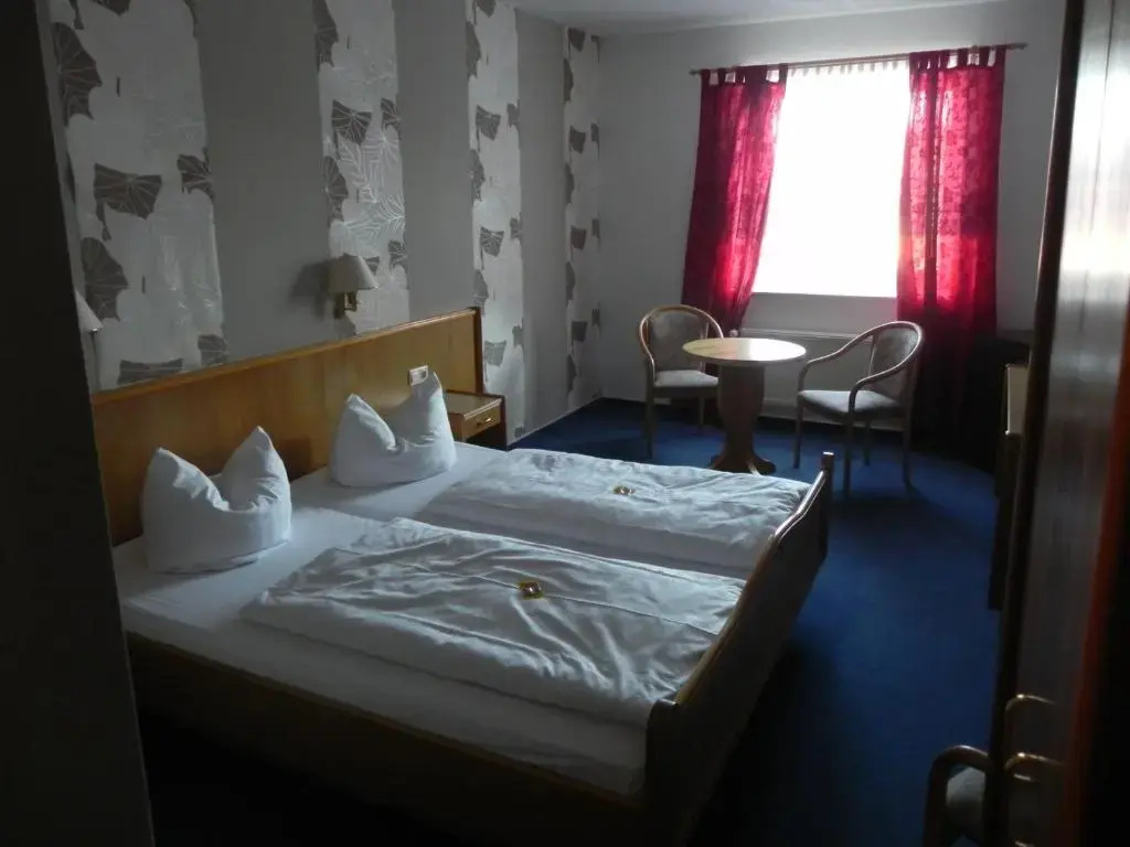 Hotel Zur Eldenburg - Chambres