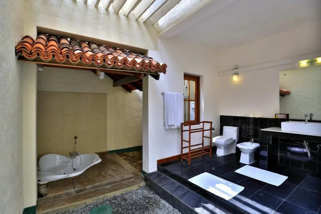Hibiscus Beach Hotel And Villas - Général