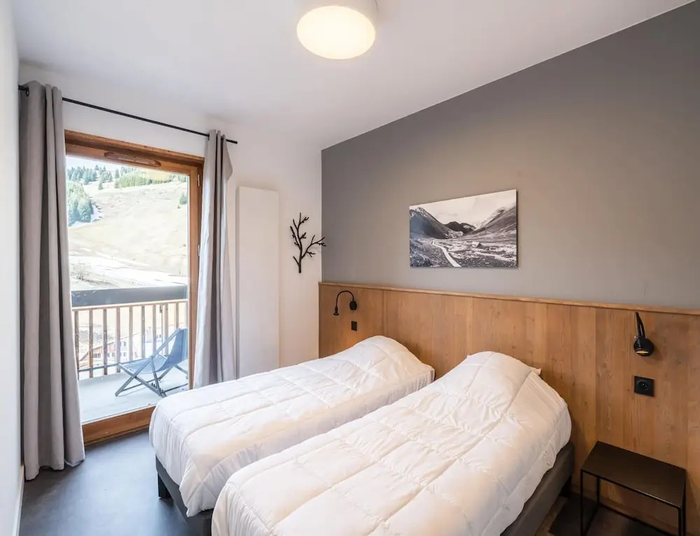 Voir la photo 2 — Base With Ski-in/ski-out Access