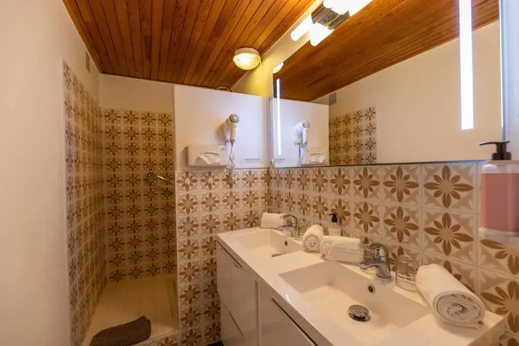 Logis Le Vernay - Chambres