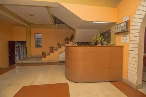 Monarch Hotel By OYO Rooms