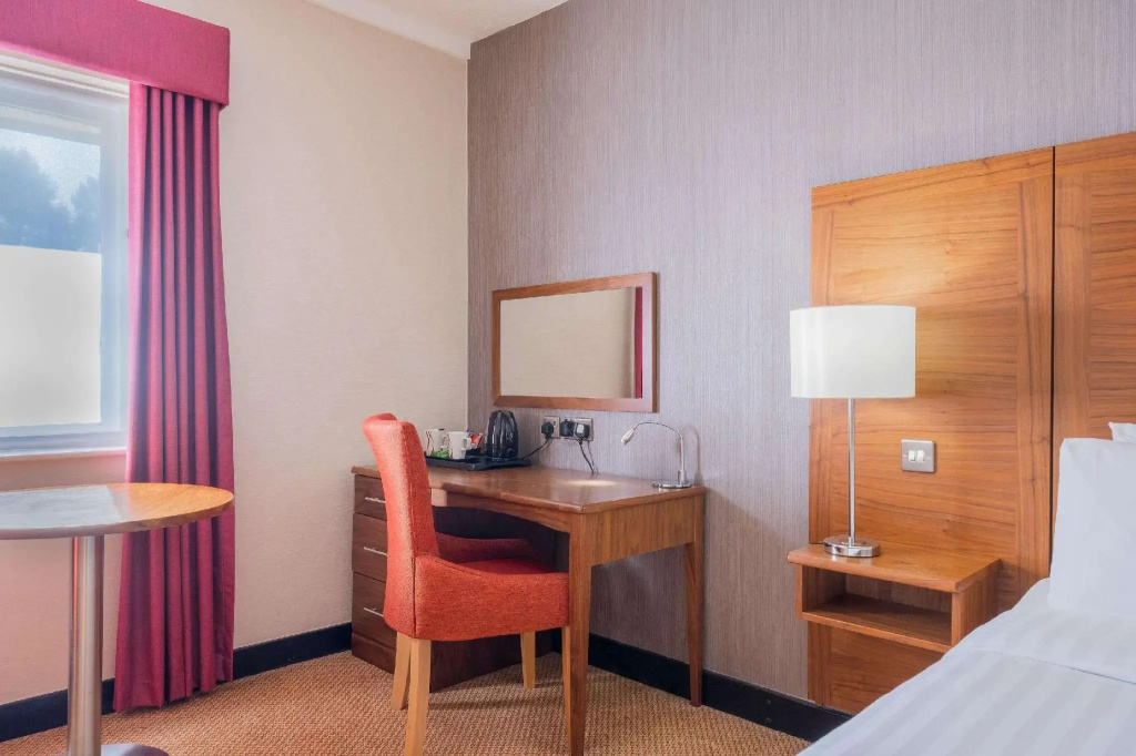 Cedar Court Wakefield - Chambres