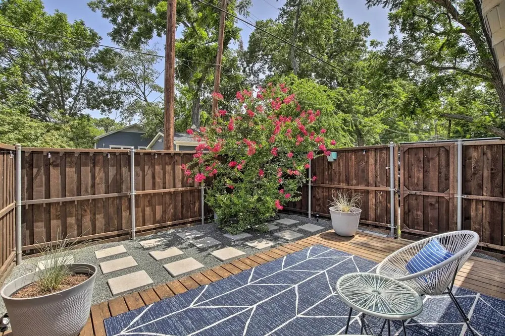 4 Mi to Dtwn: Dallas Gem w/ Furnished Patio