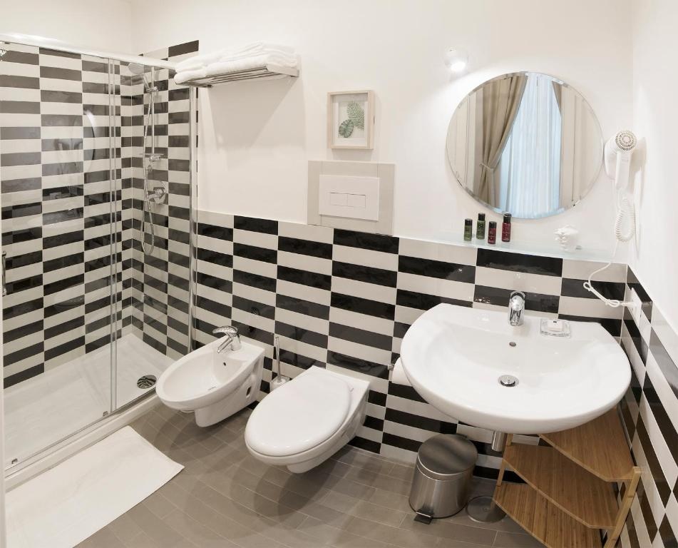 Superior Double room (full double bed)