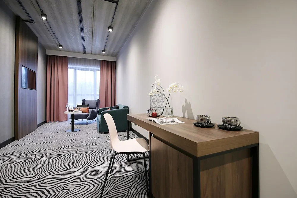 Hotel ZOO — 3