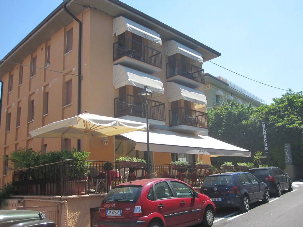 Hotel photo 13
