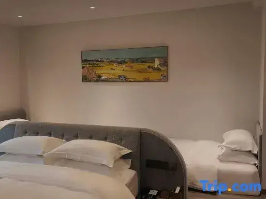Standard Family room