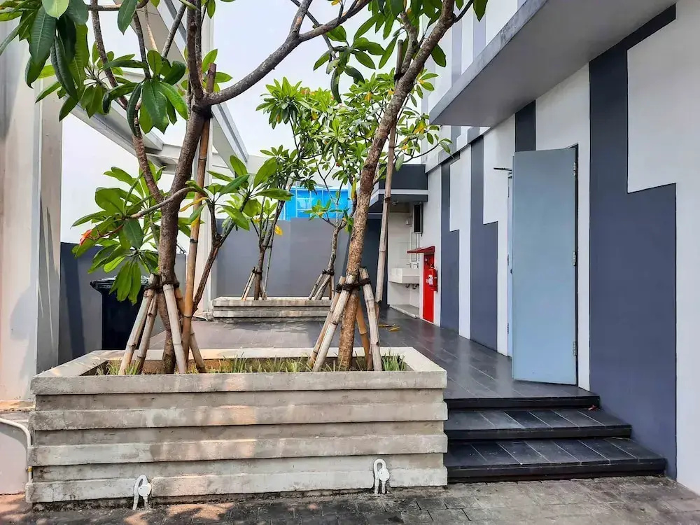 Homey And Cozy Studio Apartment At Elvis Tower
