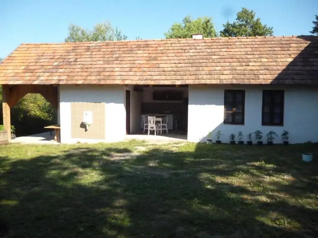 100 Baranyos - фото 4