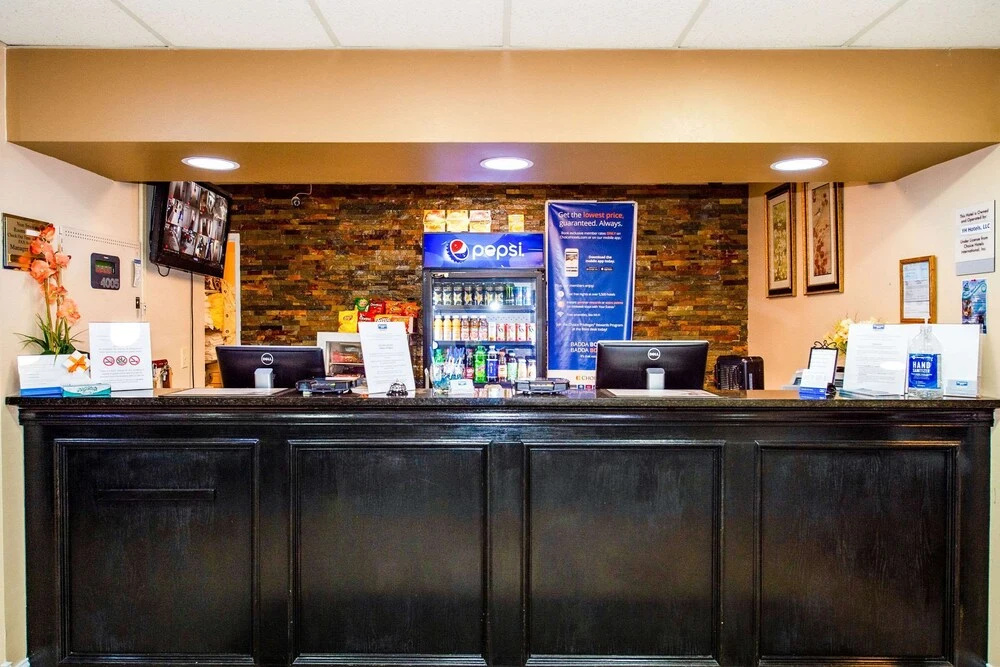 Rodeway Inn Central Colorado Springs — 3