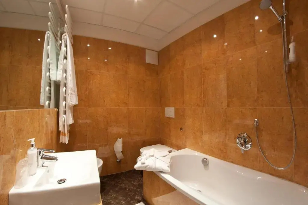 Hotel Cles - Chambres