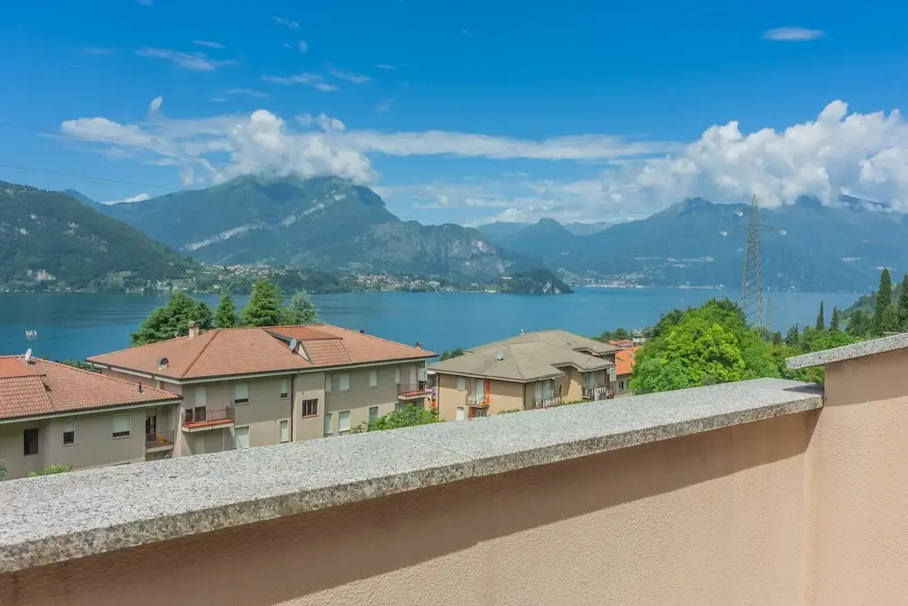 Magic Lake View in Lierna