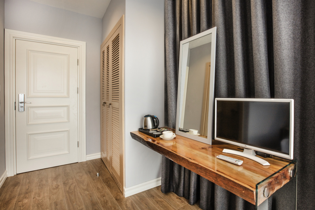 Eliada Hotel — 4