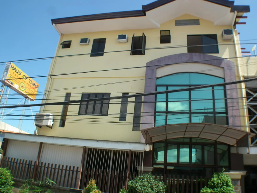 Haus Of Tubo Pension House