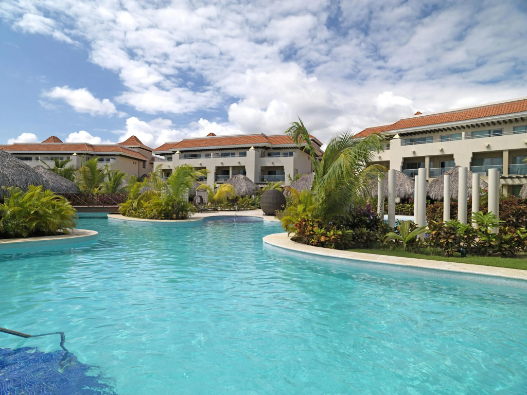 Beach & Waterfront