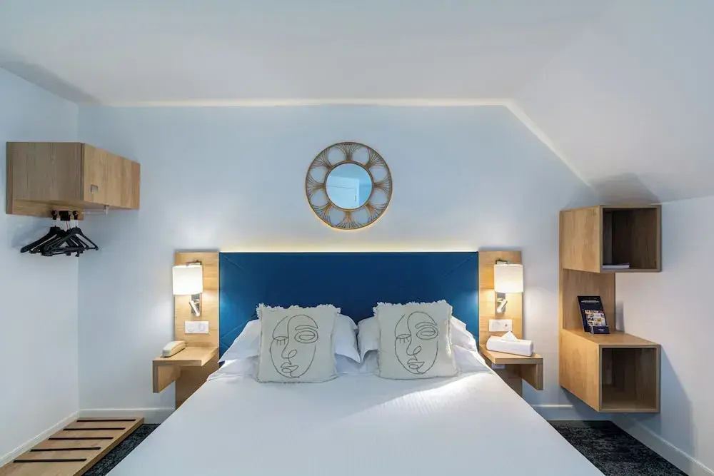 Superior room