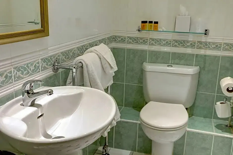 Best Western Aberavon Beach Hotel - Tap to explore photos