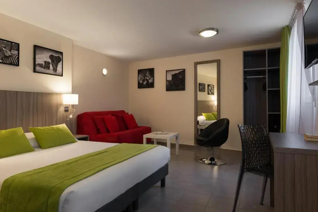 Standard Quadruple room