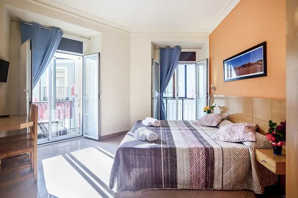 Standard Double room (twin beds)