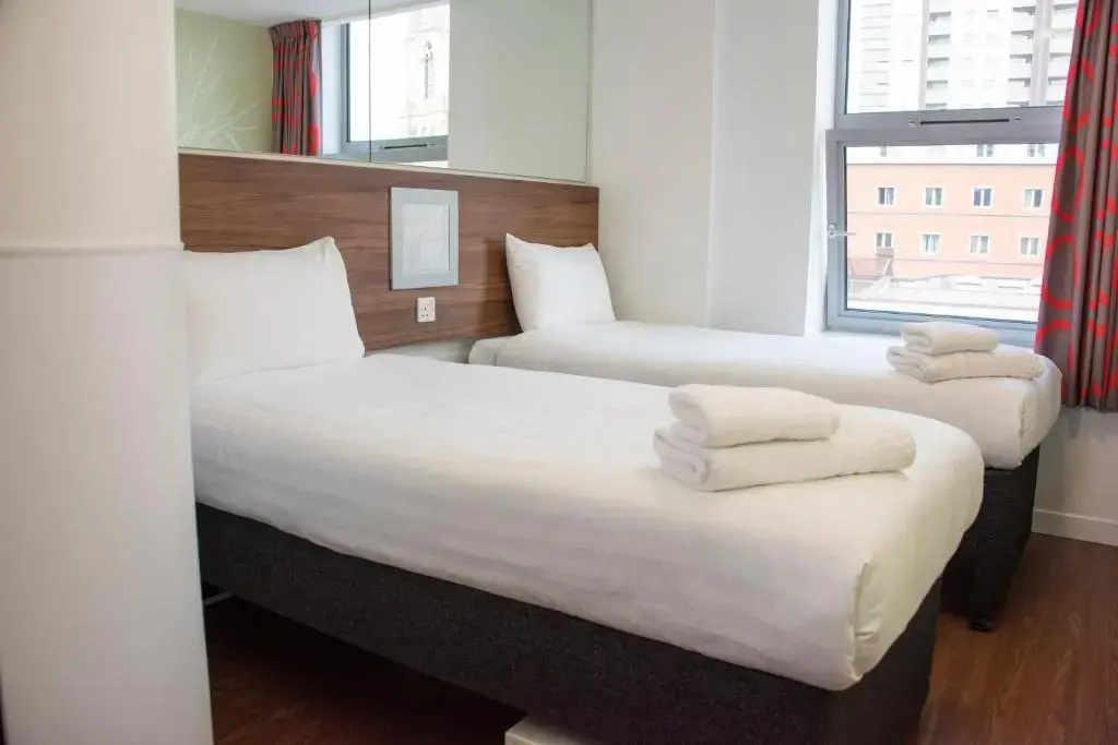 Point A London Waterloo Room Type - DOUBLE STANDARD