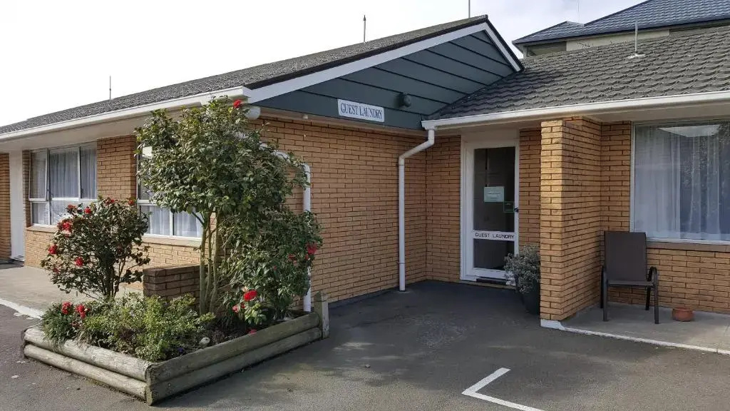 Aalton Motel
