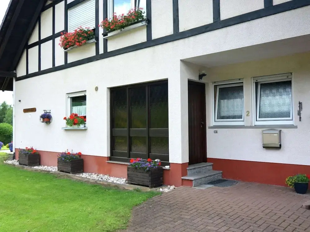 Cozy Apartment Near the Forest in Mark