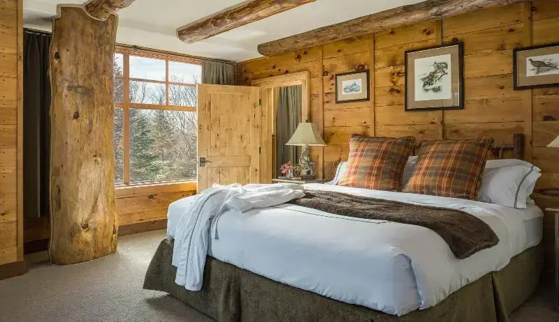 1 Bedroom Deluxe Suite with balcony