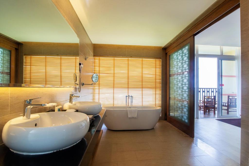 Sandy Beach Non Nuoc Resort Danang