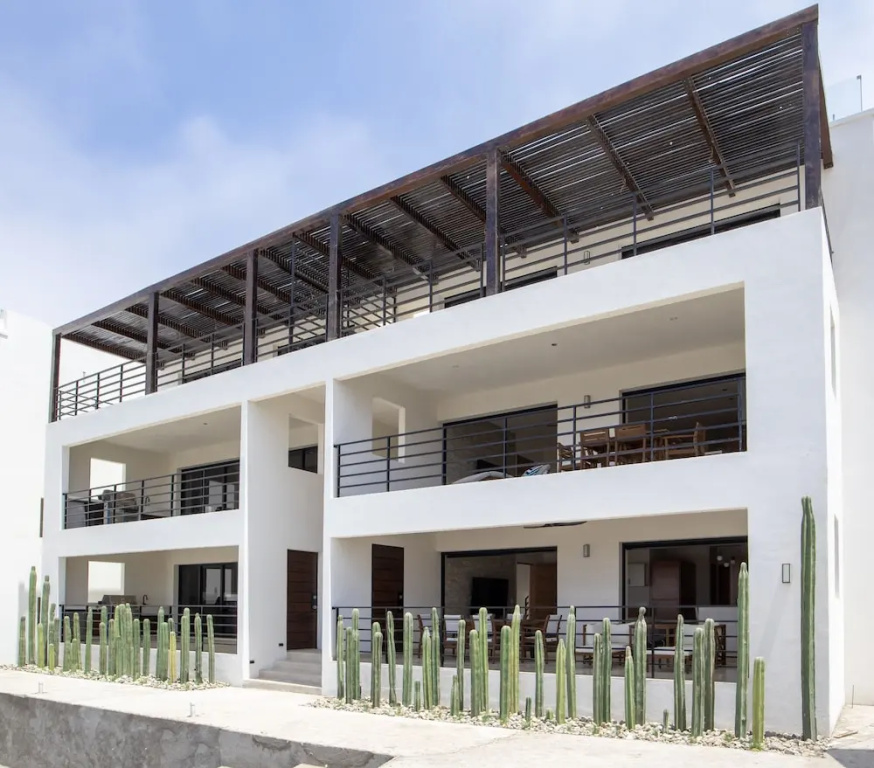 Cerritos Surf Residences