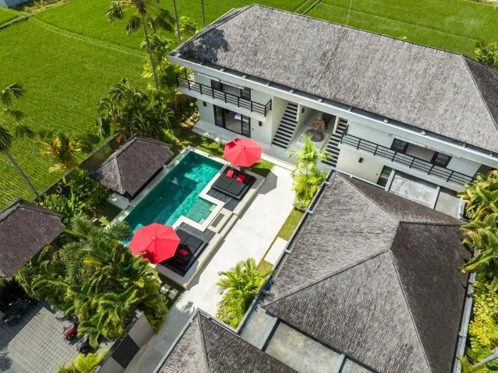Villa Body - Amazing 4bdr Villa in Berawa ! Perfect location !