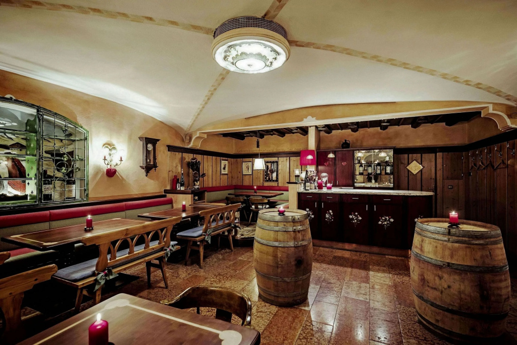 Hotel Schrofenstein - Général