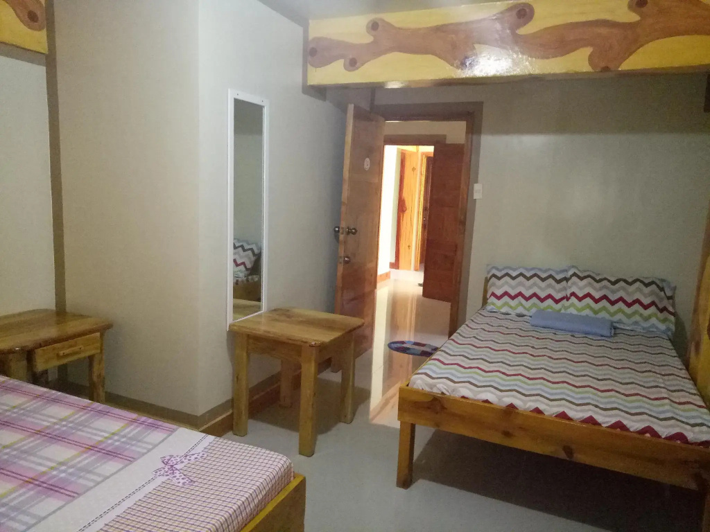 Standard Sextuple room
