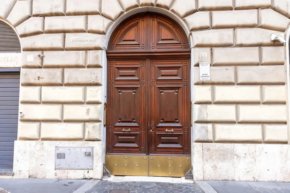 Rosam Via Veneto 15 min Walk From Spanish Steps