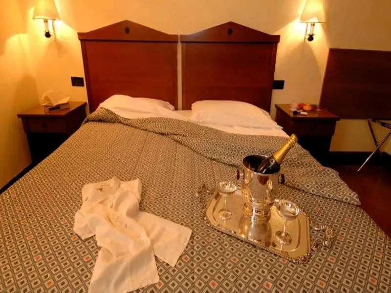 Standard Double room with balcony (full double bed)