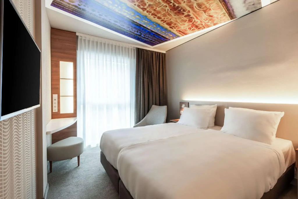 Standard Quadruple room (full double bed)
