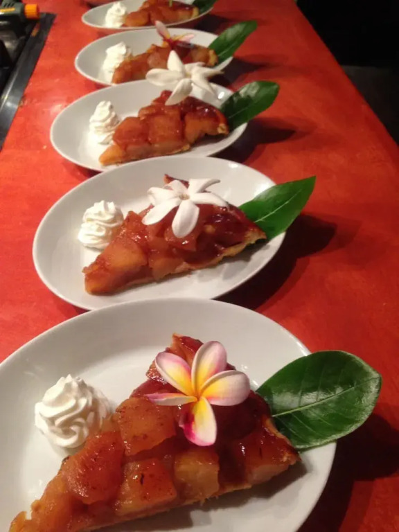 Green Lodge Moorea by null