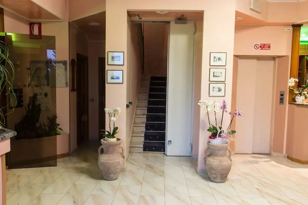 Hotel Nanda - Général