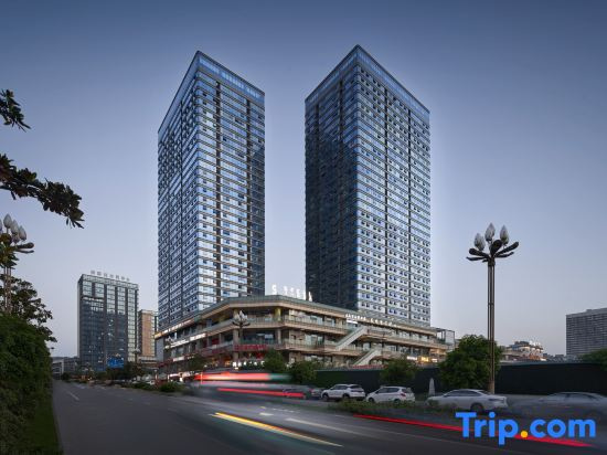 SFEEL Designer Hotel (Yibin Future Square Branch)
