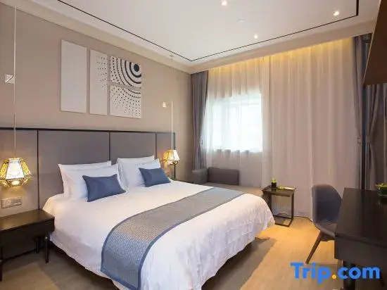 Superior Double room (full double bed)