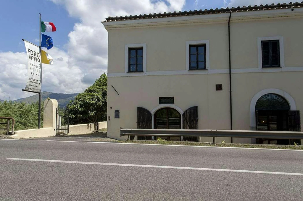 Foro Appio Mansio Hotel