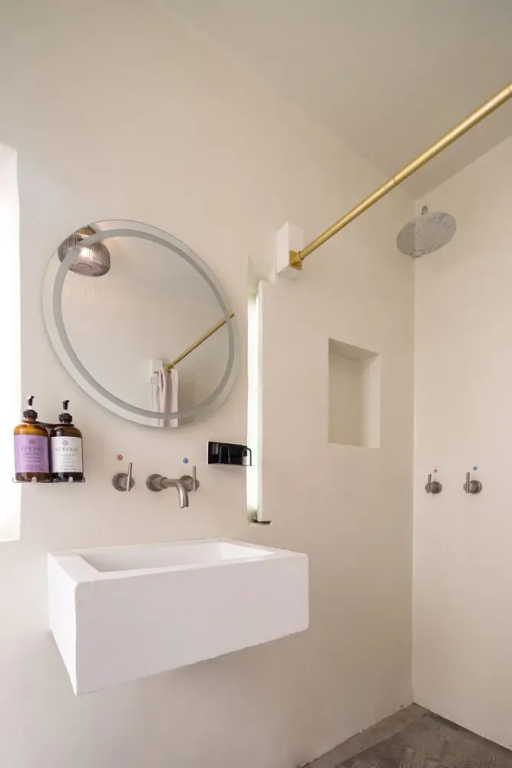 Casa Lumos - Minimalist Comfort Suites in Centro Historico