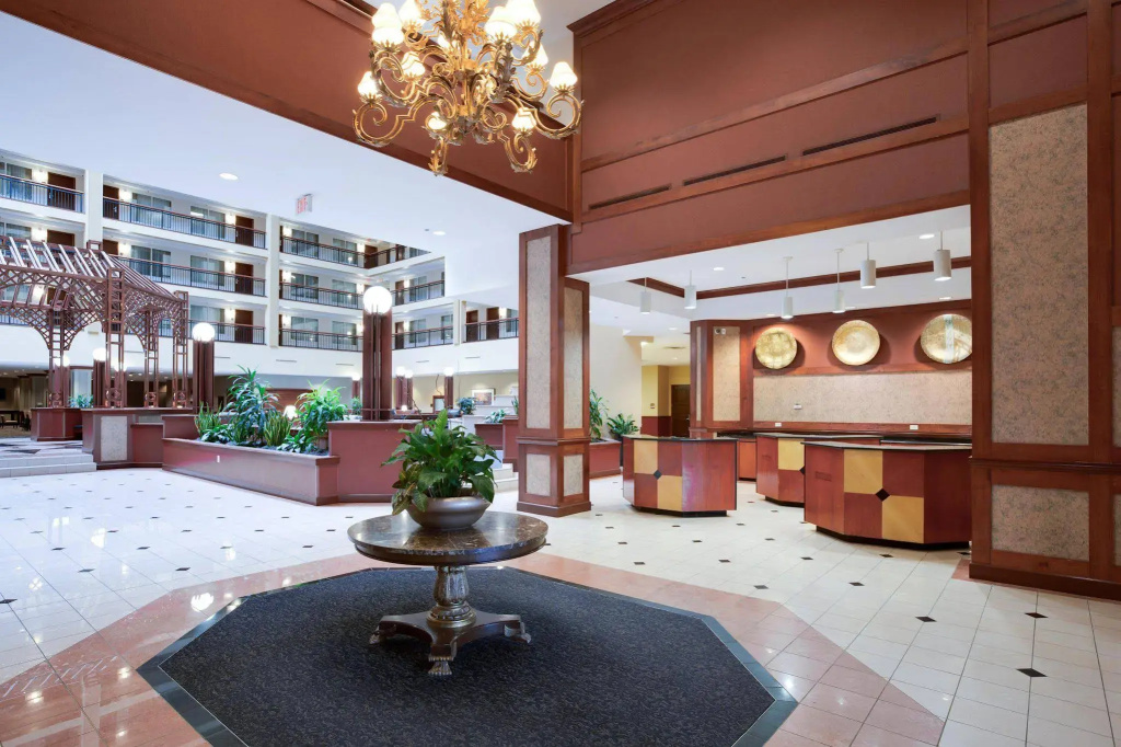 Embassy Suites by Hilton Cleveland Rockside - Général