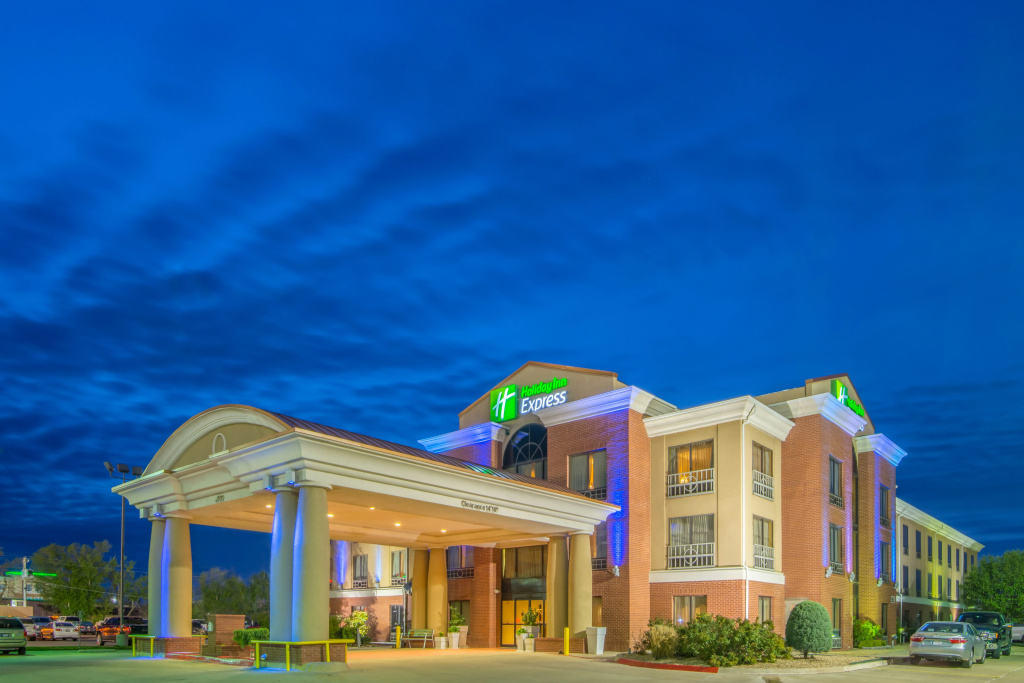 Holiday Inn Express Hotel & Suites Enid - Highway 412 by IHG