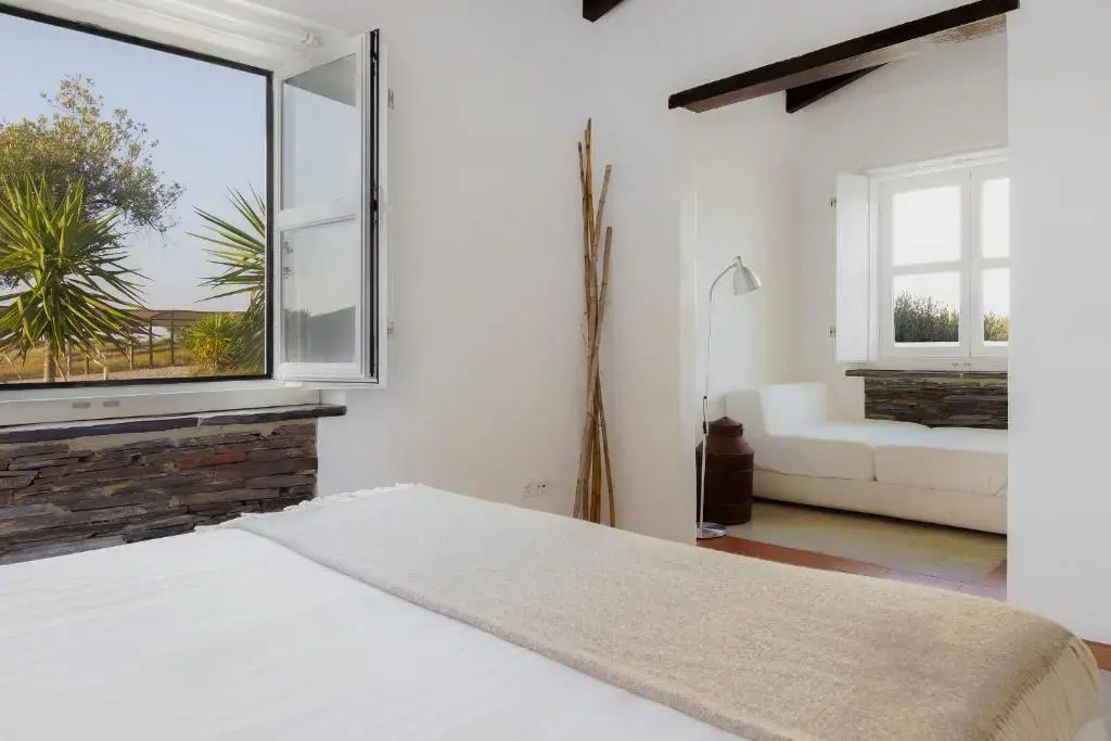 Superior Double room (full double bed)