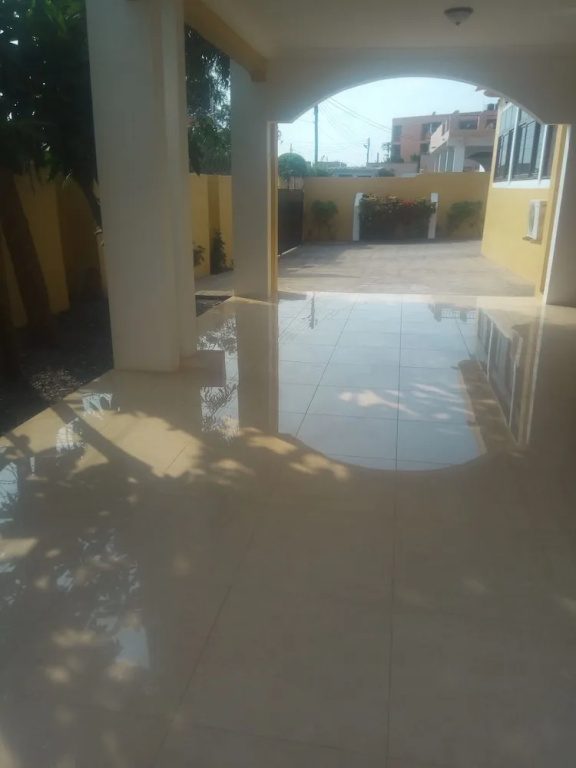 Ama Serwaa Lodge